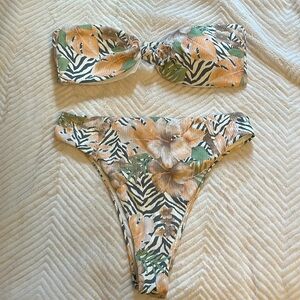 New without tags RVCA swimsuit